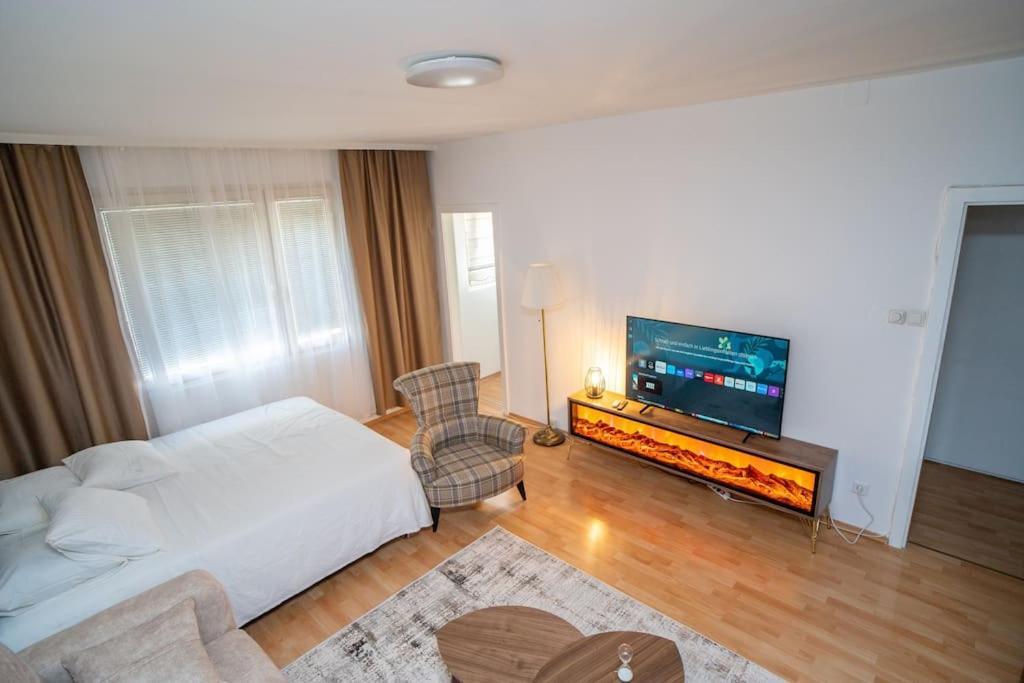 Next To City Center Cozy Apartment Wien Ngoại thất bức ảnh